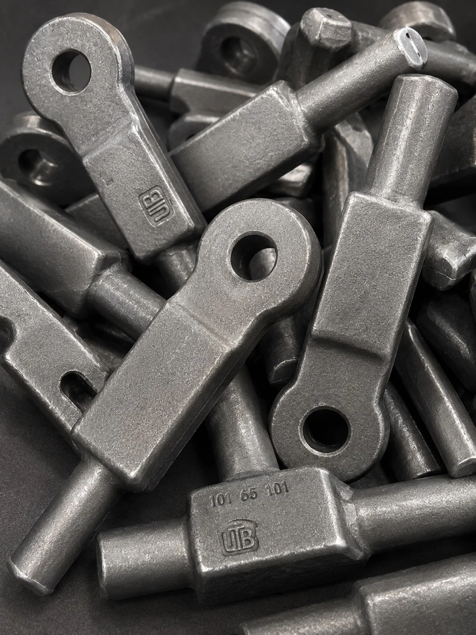 Batch of forged steel eye-end components